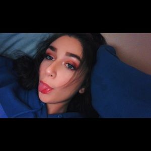 Meet your Posher, Sabrina